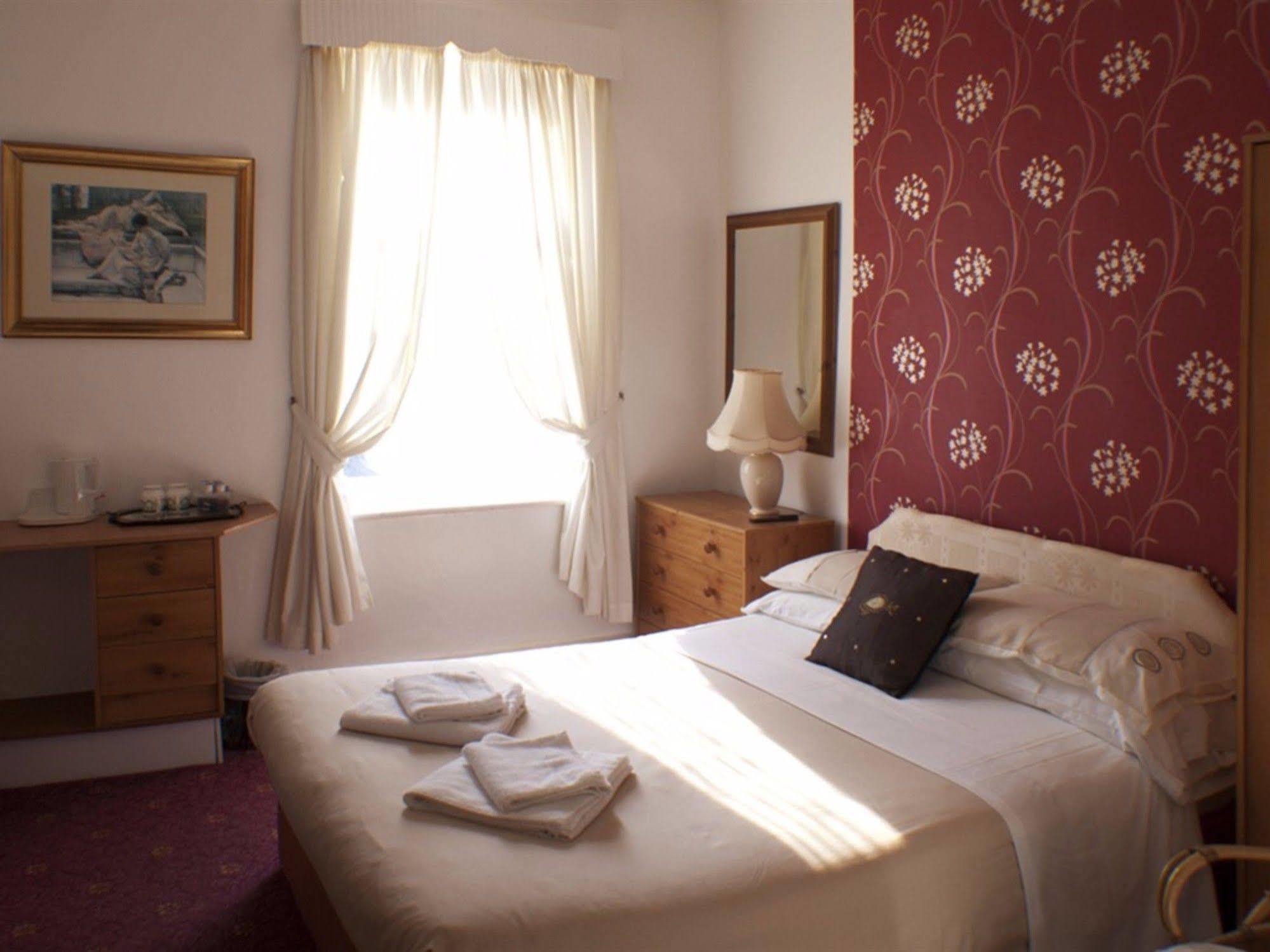 The Highfield Private Hotel Blackpool Eksteriør billede