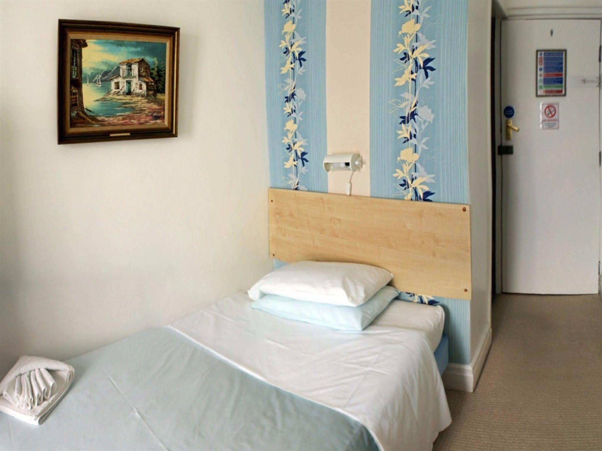 The Highfield Private Hotel Blackpool Eksteriør billede