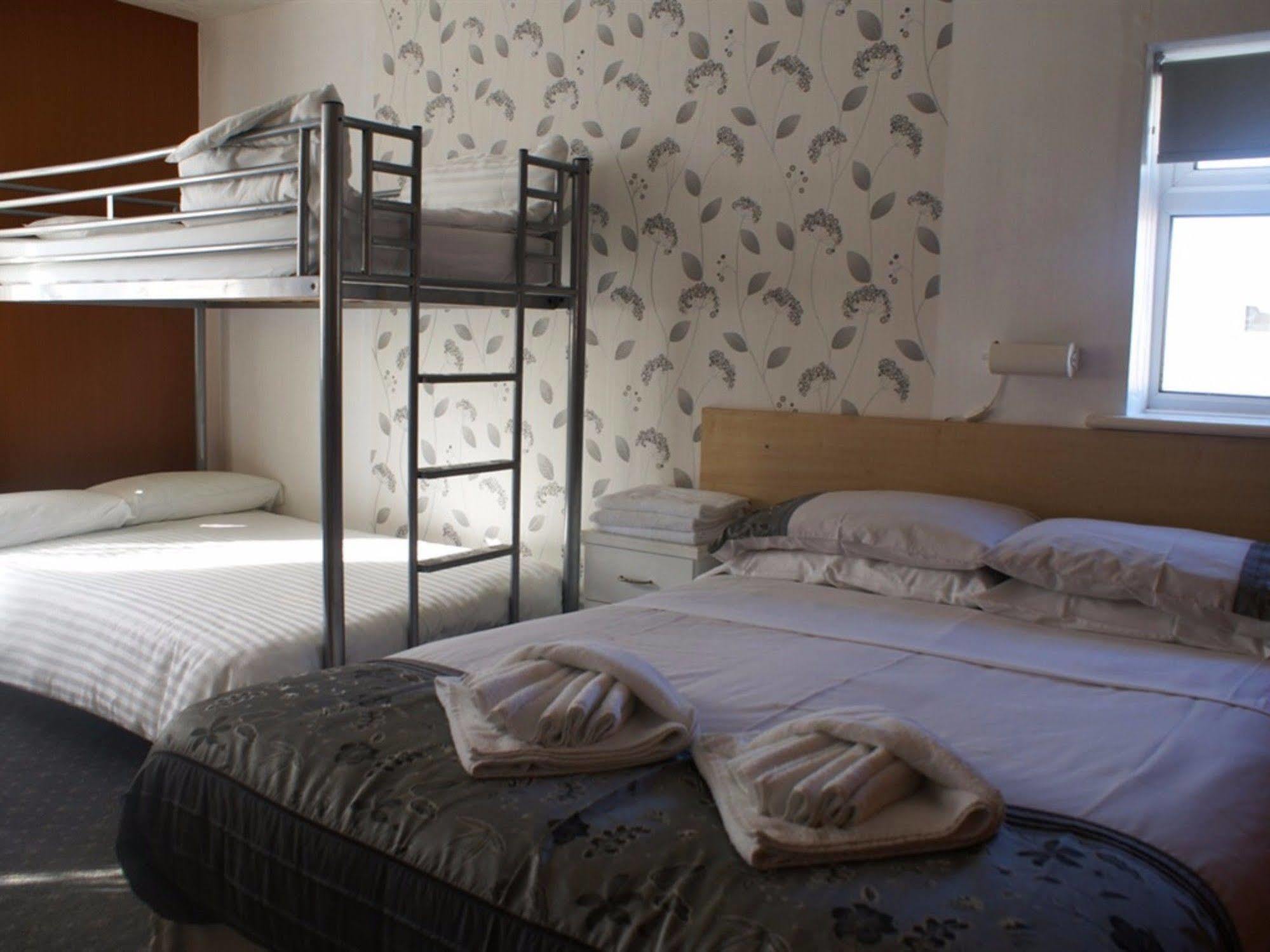 The Highfield Private Hotel Blackpool Eksteriør billede