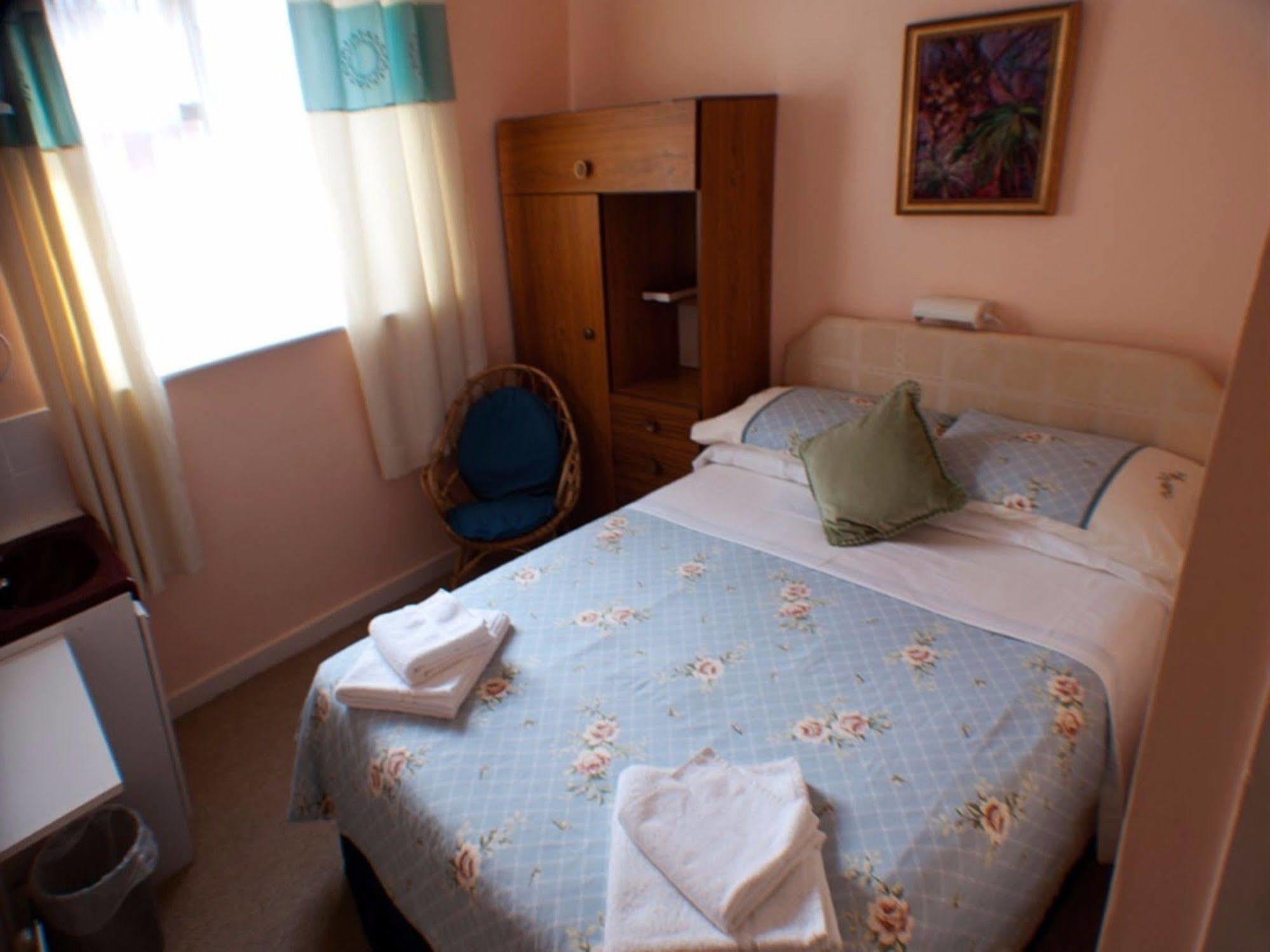 The Highfield Private Hotel Blackpool Eksteriør billede