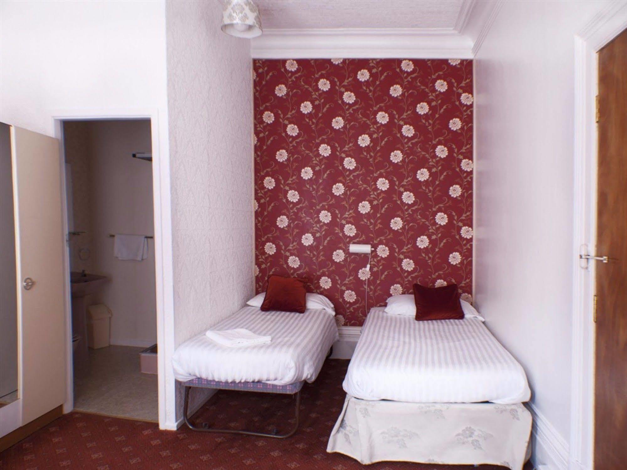 The Highfield Private Hotel Blackpool Eksteriør billede