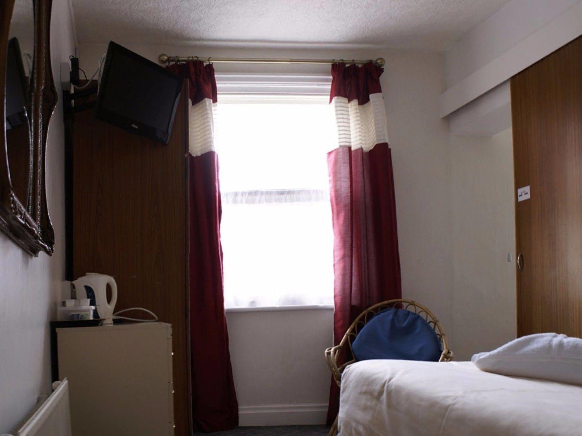 The Highfield Private Hotel Blackpool Eksteriør billede