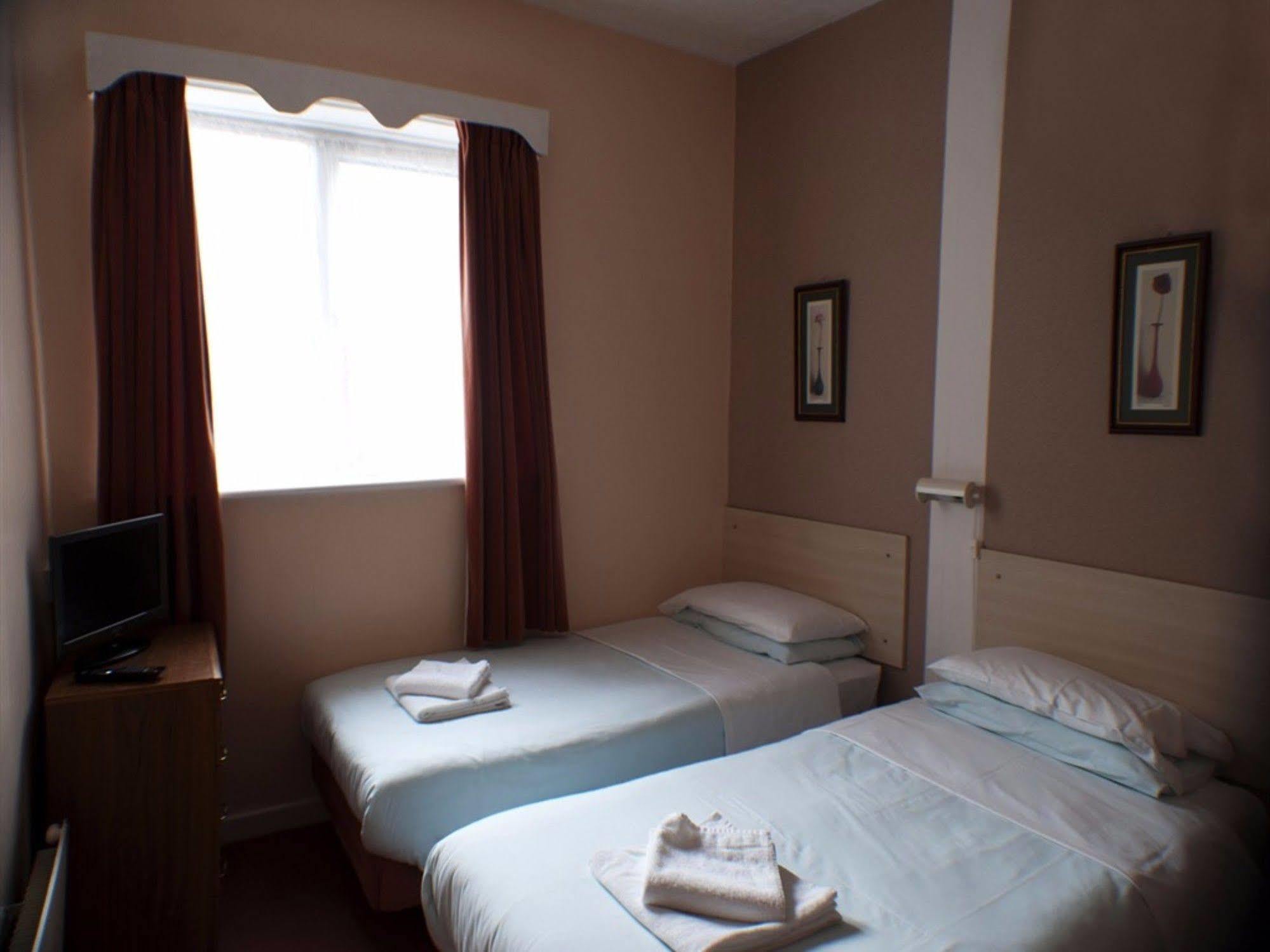The Highfield Private Hotel Blackpool Eksteriør billede