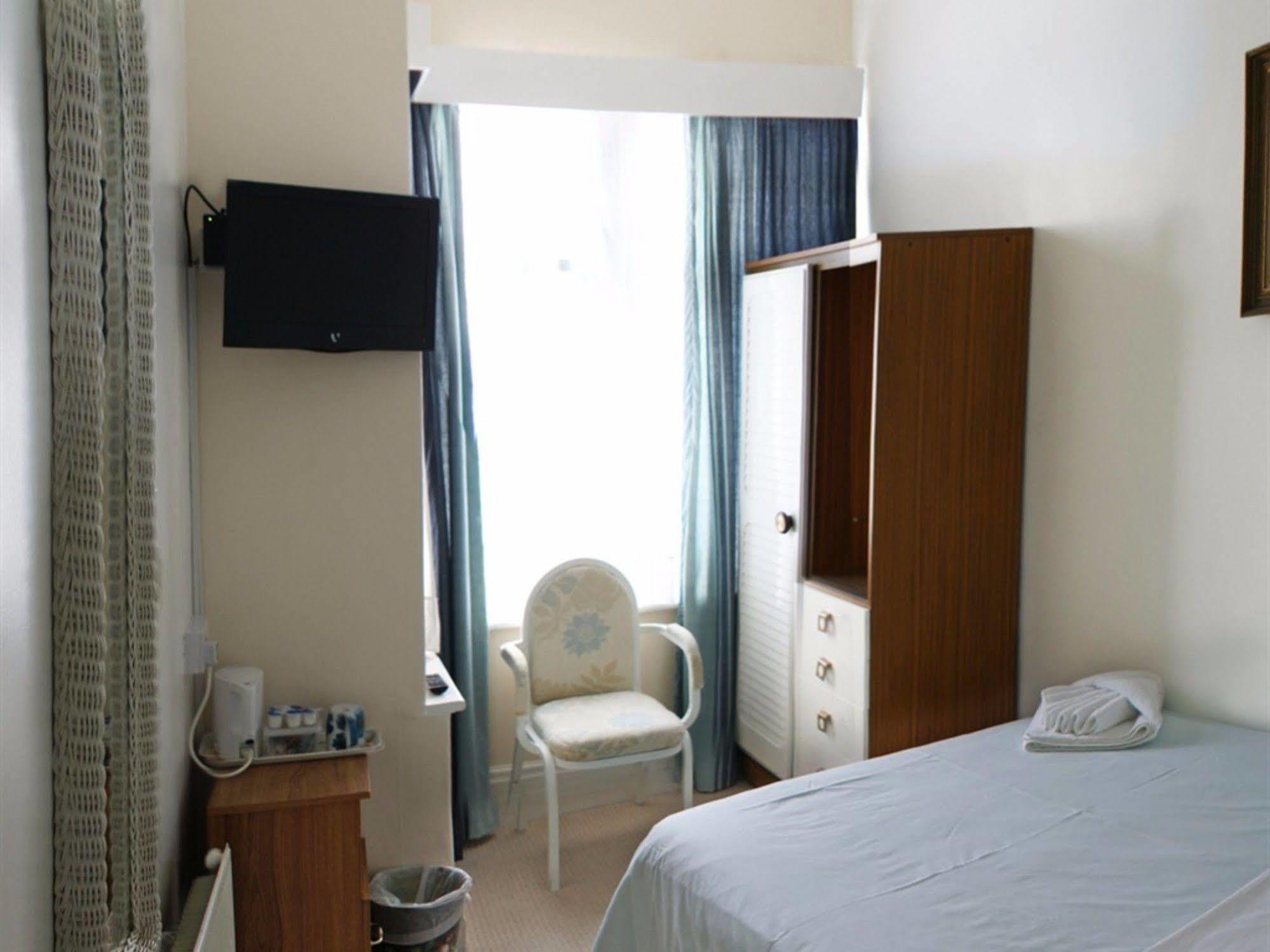 The Highfield Private Hotel Blackpool Eksteriør billede